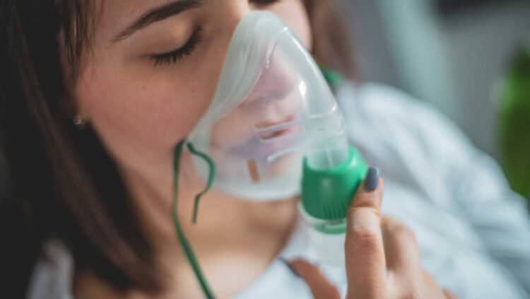 The Link Between Mold Exposure and Respiratory Issues- A Concise Analysis