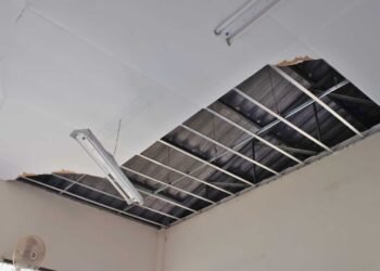 Water Damage Restoration for Businesses: How to Minimize Downtime and Loss